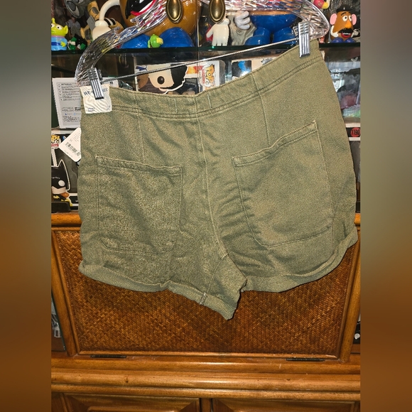We The Free Moxie Olive Green Button Front Shorts - Picture 8 of 8